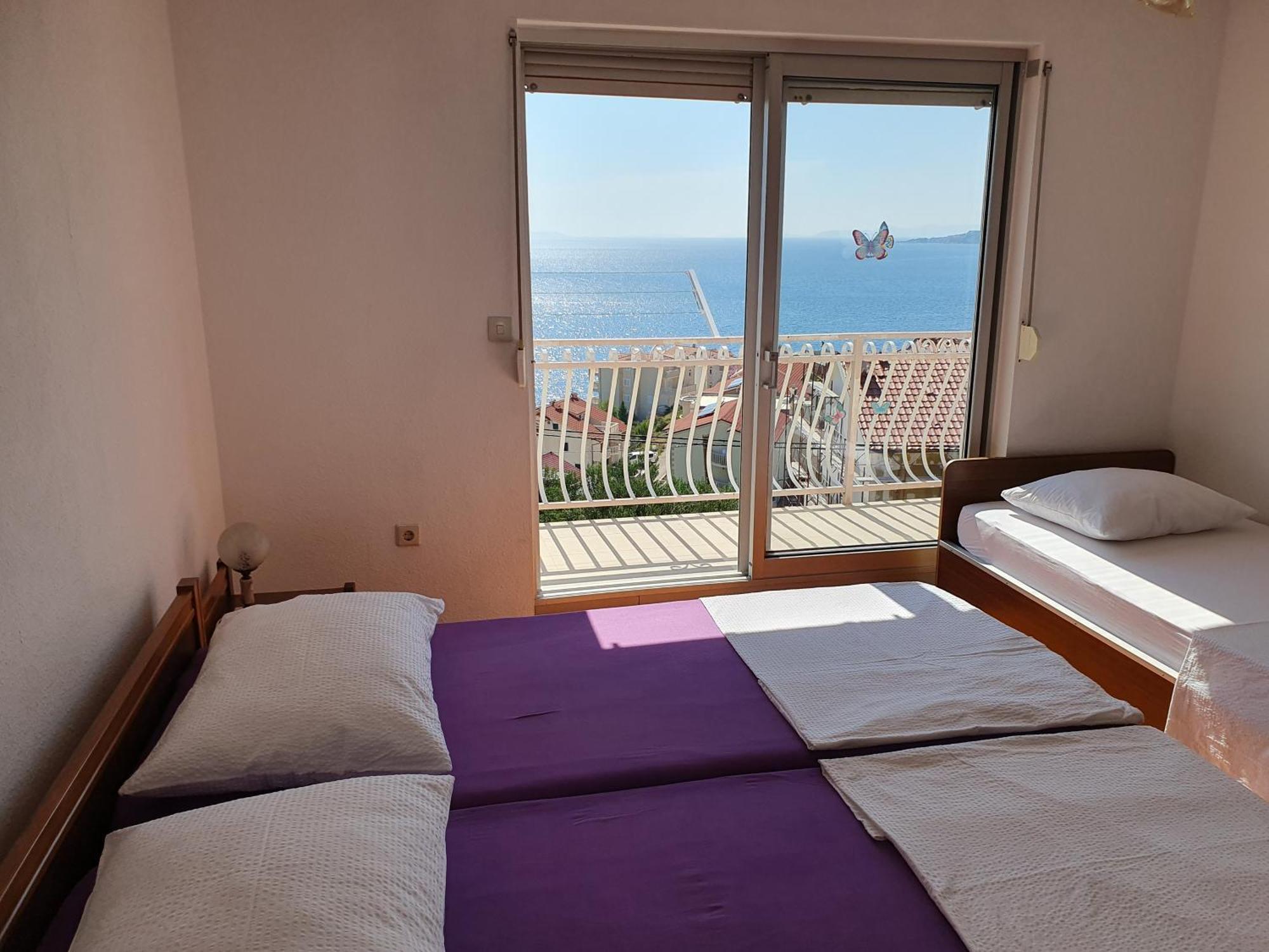 Apartmani Miljak Omiš Zewnętrze zdjęcie