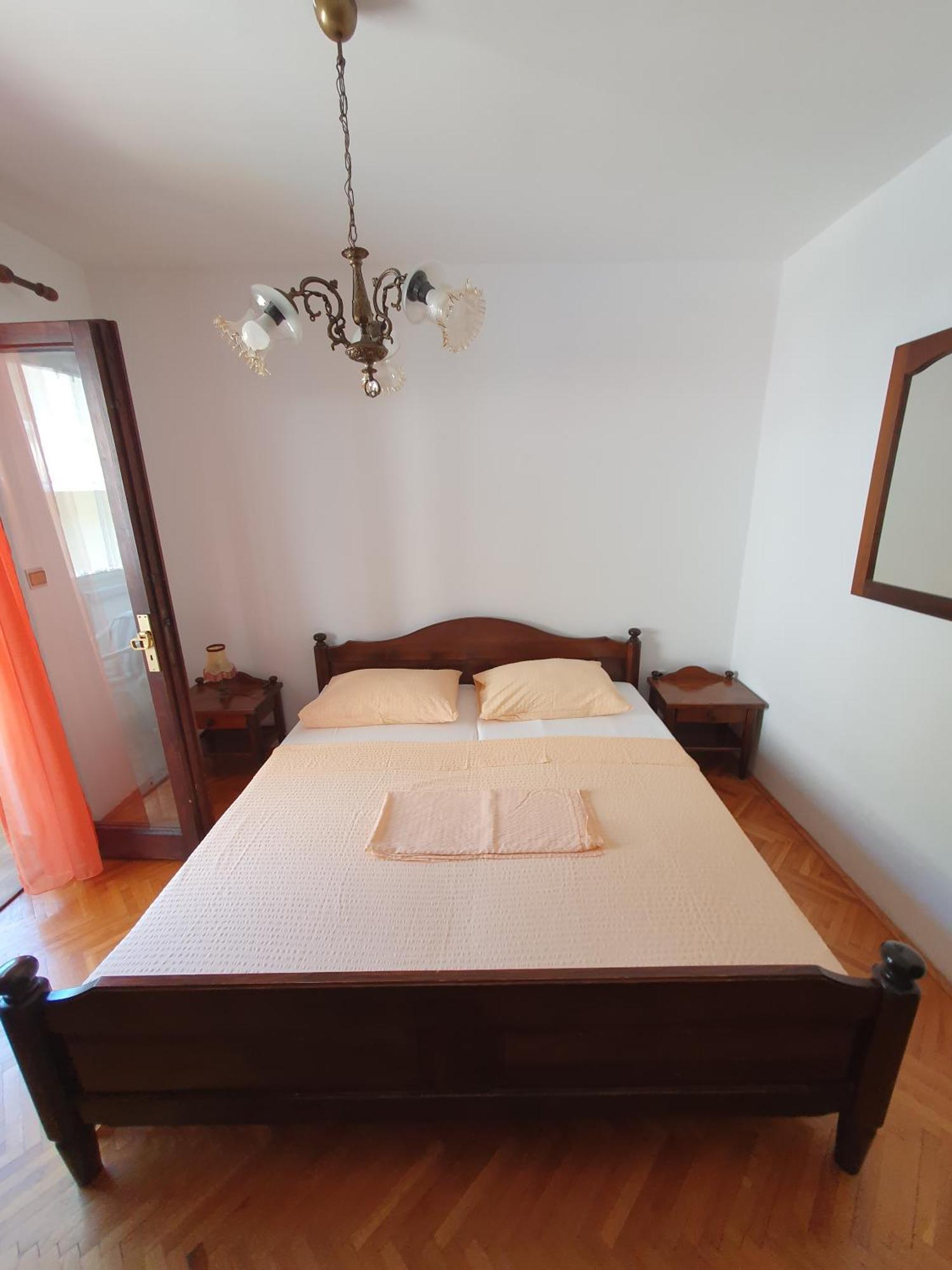 Apartmani Miljak Omiš Zewnętrze zdjęcie