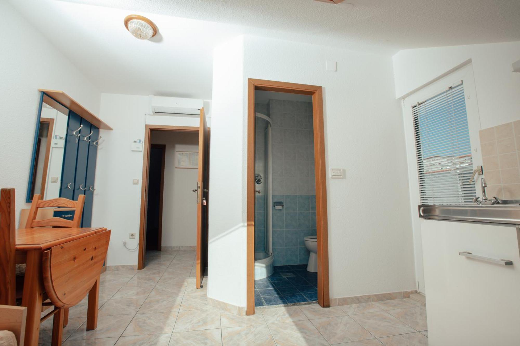 Apartmani Miljak Omiš Zewnętrze zdjęcie