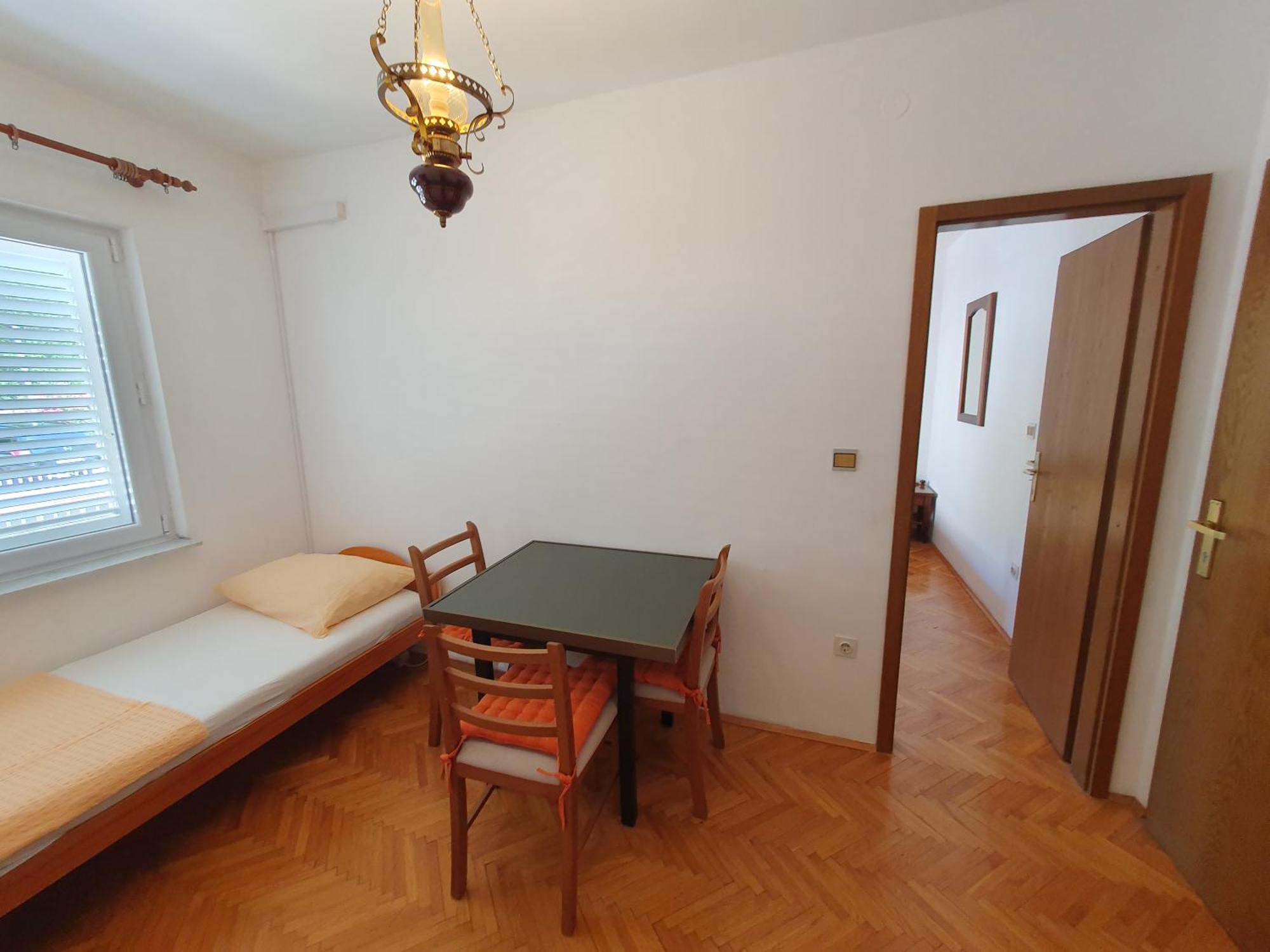 Apartmani Miljak Omiš Zewnętrze zdjęcie
