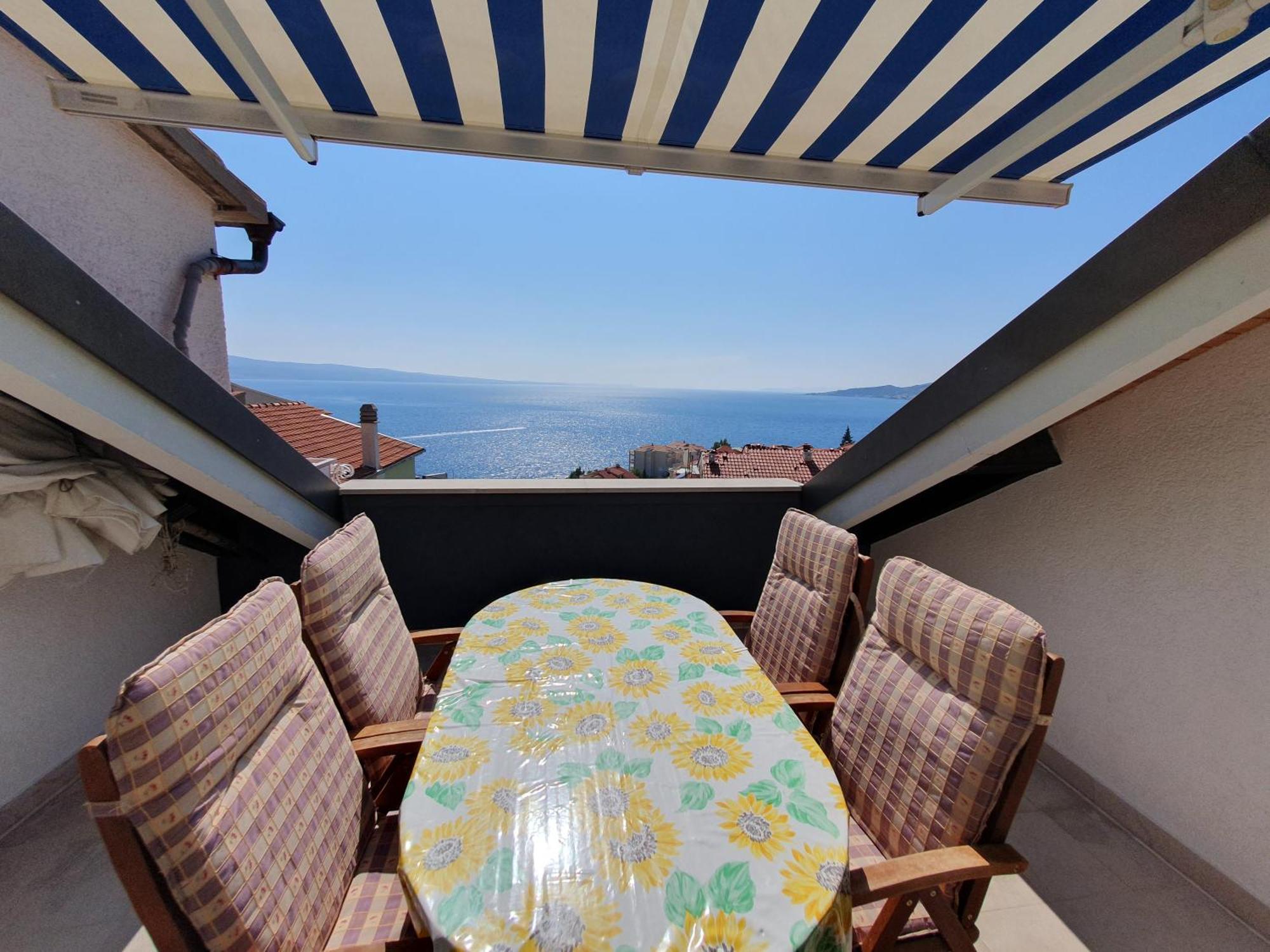 Apartmani Miljak Omiš Zewnętrze zdjęcie
