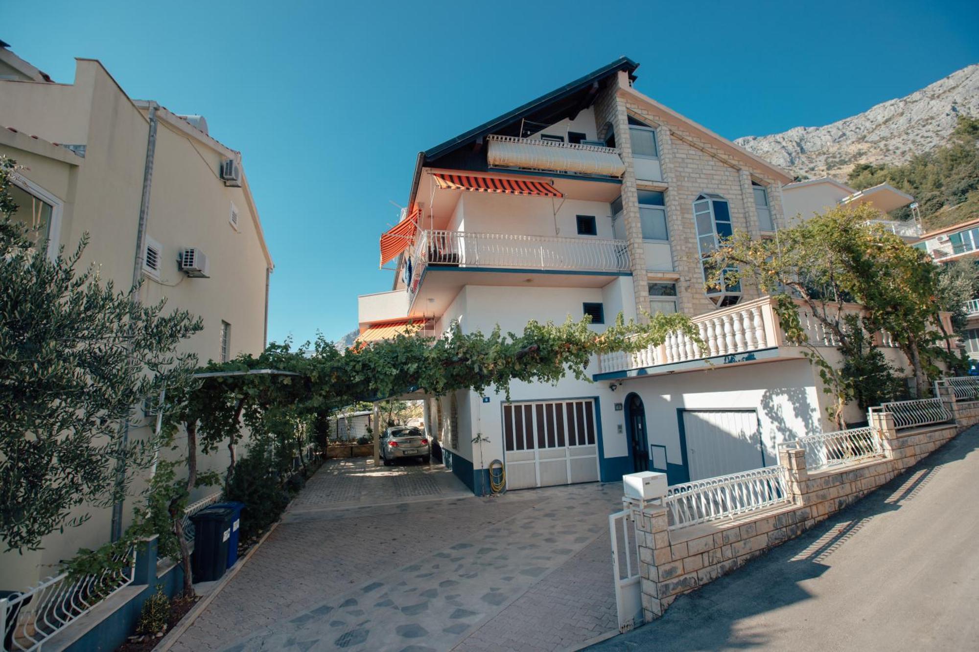 Apartmani Miljak Omiš Zewnętrze zdjęcie
